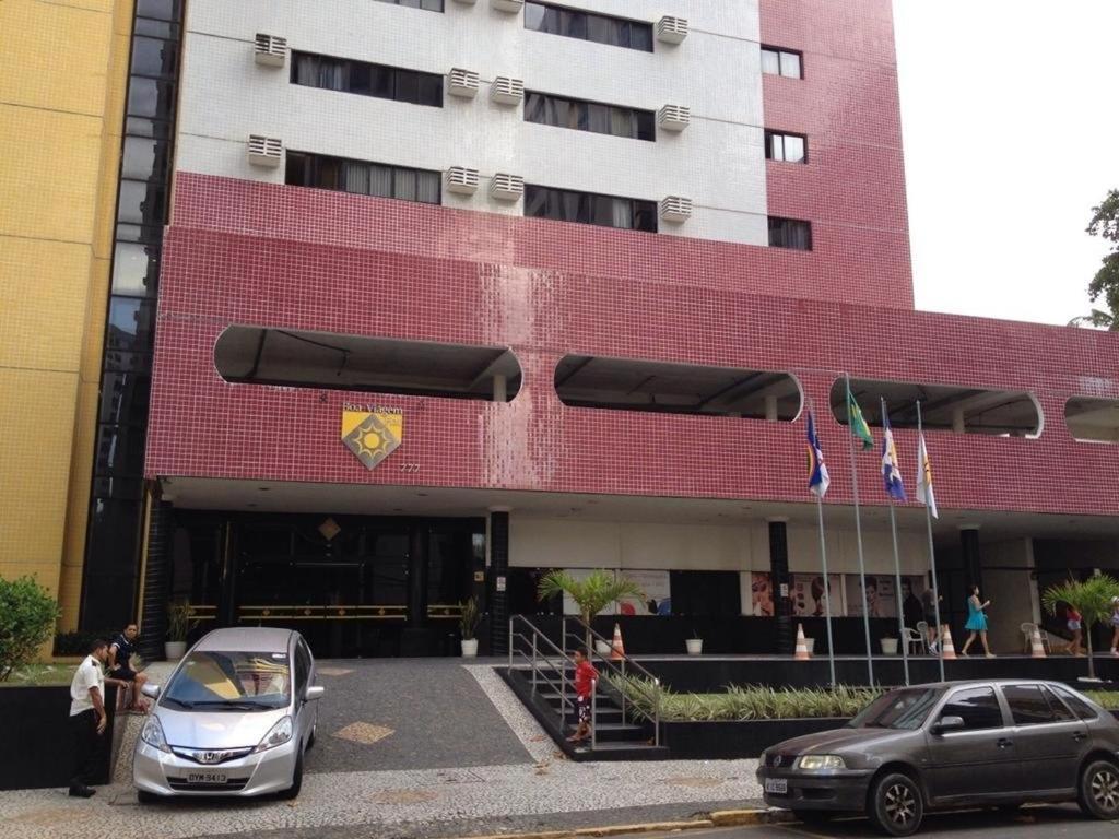 Boa Viagem Flat 50 Mts Do Mar ! Portaria 24hs